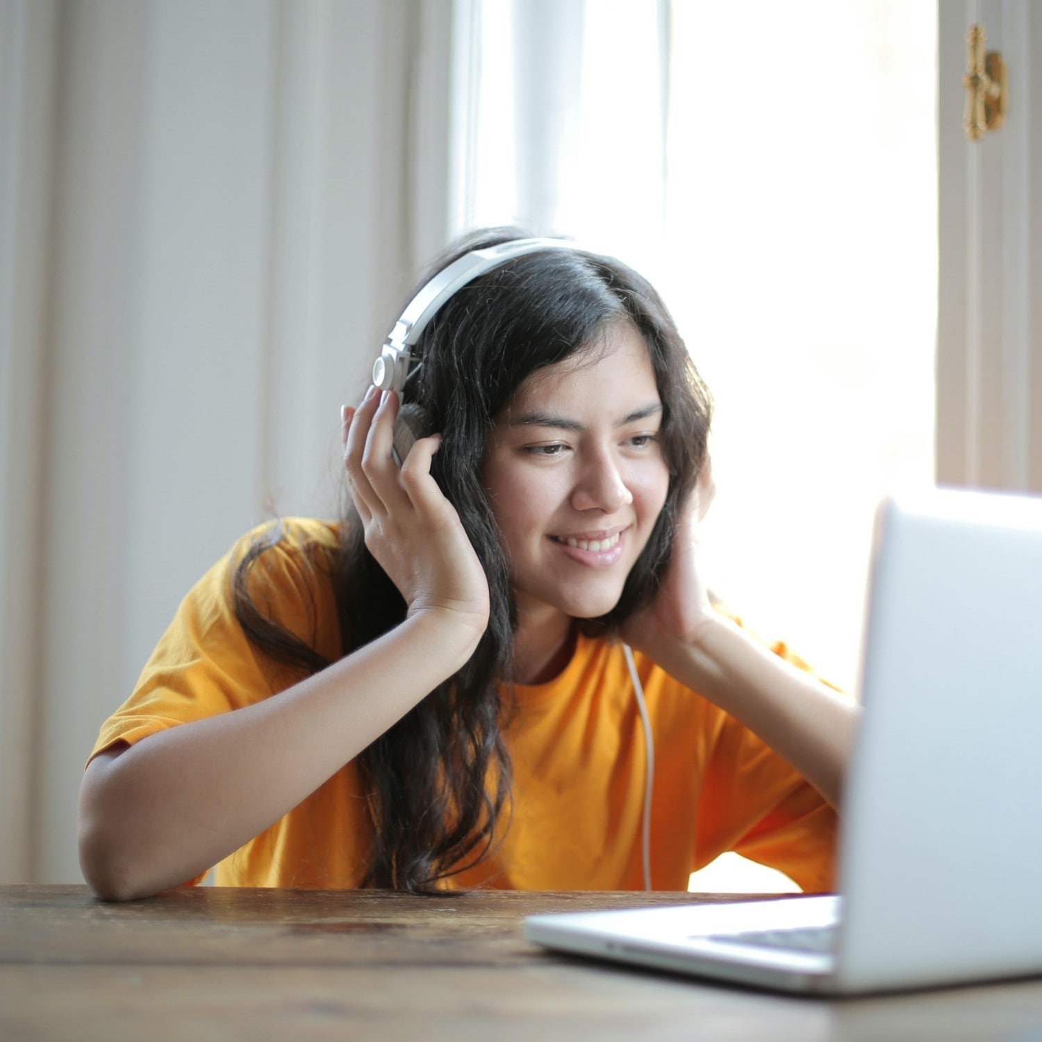 how effective are noise cancelling headphones