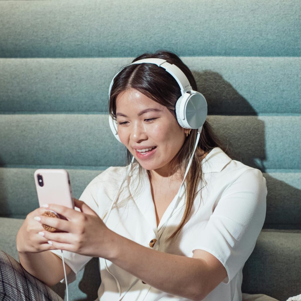 which noise cancelling headphones are most comfortable